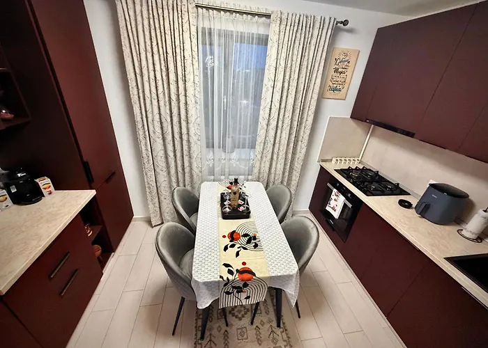 Hils Pallady Apartament *